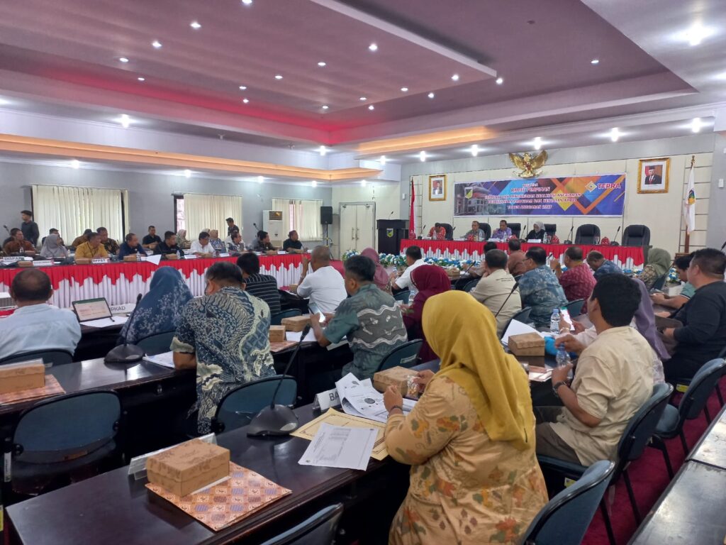 Rapat Pimpinan Evaluasi dan Pengawasan Realisasi APBD Provinsi Sulawesi Tengah Tahun 2023